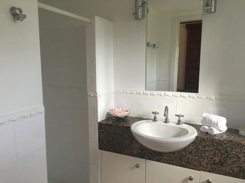 Martinique On Macrossan - Stayed 9