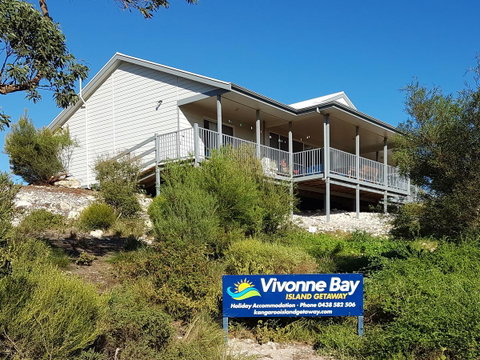 Vivonne Bay Island Getaway - Stayed 1