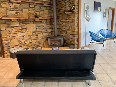 Beeâ€™s Place - 3 Bedroom Home On 10 Acres Of Land With Distant Ocean Views - Stayed 3