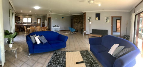 Beeâ€™s Place - 3 Bedroom Home On 10 Acres Of Land With Distant Ocean Views - Stayed 12