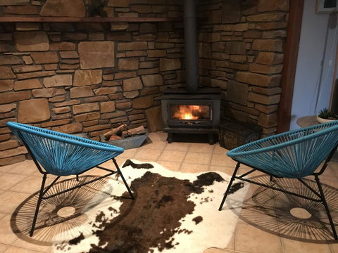Beeâ€™s Place - 3 Bedroom Home On 10 Acres Of Land With Distant Ocean Views - Stayed 21