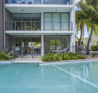 Blue on Blue Apartment 1011 - Stays Accommodation