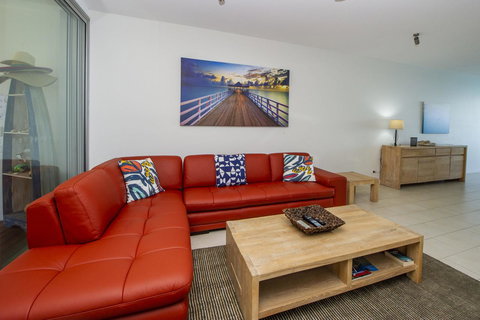 1 Bright Point Apartment 5301 - Stayed 8