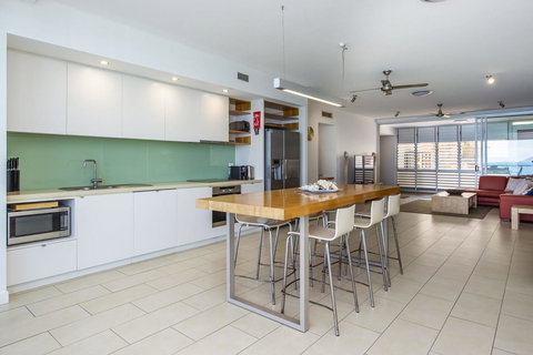 1 Bright Point Apartment 5301 - Stayed 17