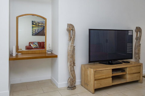 1 Bright Point Apartment 5301 - Stayed 20