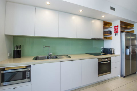 1 Bright Point Apartment 5301 - Stayed 2