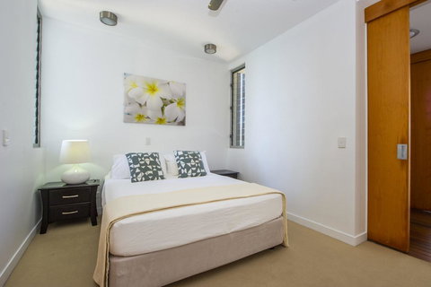 1 Bright Point Apartment 5301 - Stayed 16