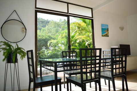1 Min. Walk To Beach Horeseshoe Bay Holiday Units - Stayed 3