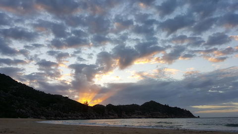 1 Min. Walk To Beach Horeseshoe Bay Holiday Units - Stayed 14