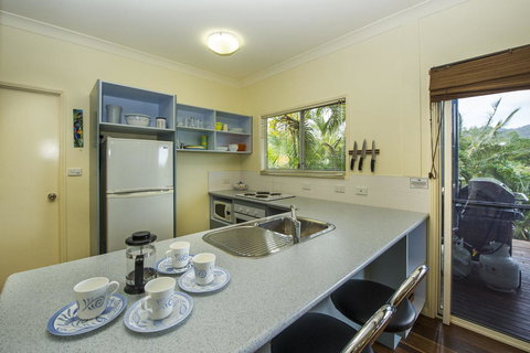 Manyana, 3 Opalia Court - Stayed 3