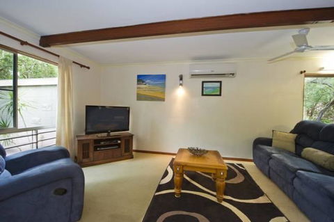 Magnetic Island Holiday House - Stayed 3