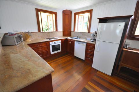 Island Adventure Holiday House - Stayed 11