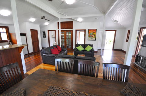 Island Adventure Holiday House - Stayed 3