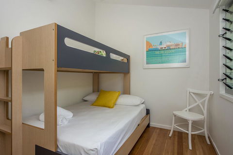 Whispering Palms - Stayed 6