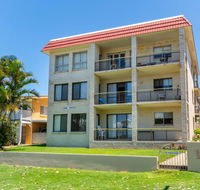 Enjoy the sea breezes from the balcony - Boyd St Woorim - Stays Accommodation