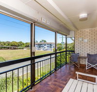 Spacious Unit overlooking Moreton Bay - Boyd St Woorim - Stays Accommodation