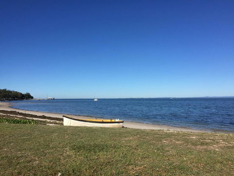 First Floor Unit Close To Shops, Park And Waterfront! - Stayed 7