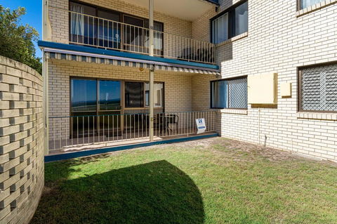 Great Views, Ground Floor Unit Clearview Apartments South Esplande, Bongaree - Stayed 11