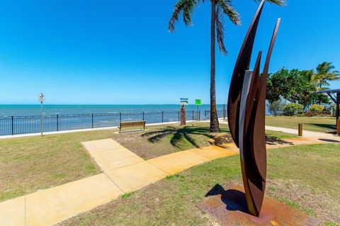Great Views, Ground Floor Unit Clearview Apartments South Esplande, Bongaree - Stayed 2