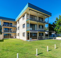 Great Views ground floor unit Clearview Apartments South Esplande Bongaree - Stays Accommodation