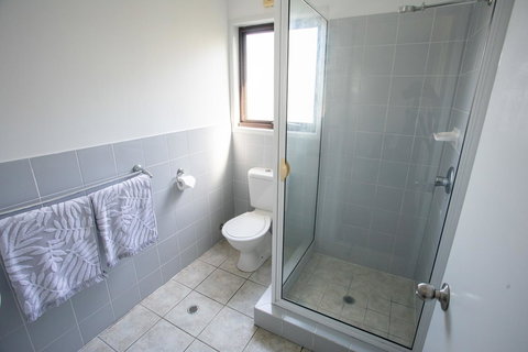 Point Break Beach House - Stays Accommodation 12