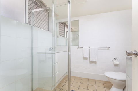 The Islander - Stayed 5