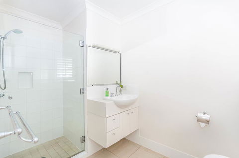 Seychelles Up - Stayed 25