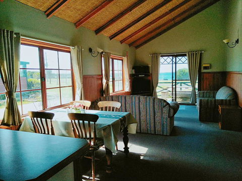 Baudins Accommodation And Restaurant - Stayed 3