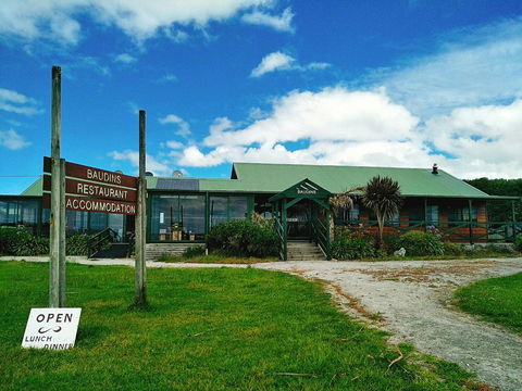 Baudins Accommodation And Restaurant - Stayed 27