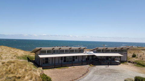 Turnstone Beach House - Stayed 8