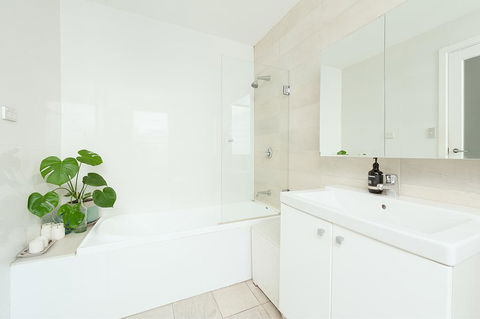 'Darling Lily' - Your Townhouse Hideaway - Stayed 3