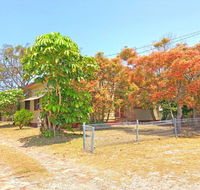 'Daves Place' 27 Rigney St - Holiday house with WIFI Aircon  Boat Parking - Stayed