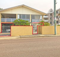 'Mooring One Downstairs' 23 Shoal Bay Rd - Fantastic ground floor duplex with views WIFI and Air Conditioning - Stayed