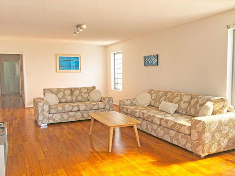 'Mooring One Downstairs', 23 Shoal Bay Rd - Fantastic Ground Floor Duplex With Views, WIFI And Air Conditioning - Stayed 1