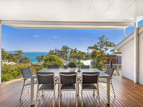 'Nunkeri', 5 Kerrie Close - Stunning House With Fabulous Views, Linen, WIFI & Air Conditioning - Stayed 0
