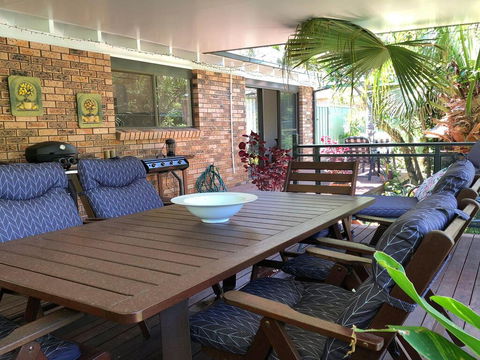 'Sandy Palms' 28 Moorooba Cr - Beautiful Home With Wifi, Air-con And Boat Parking - Stayed 2