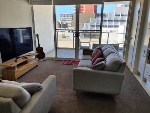 (just Listed) Bolton St 1br 350m Walk To Newcastle Beach +++ Wifi End Eand - Stayed 1