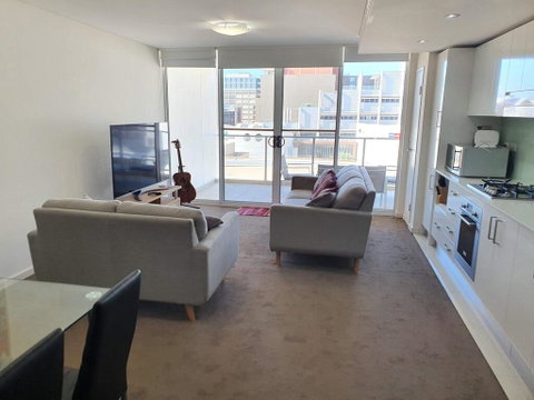 (just Listed) Bolton St 1br 350m Walk To Newcastle Beach +++ Wifi End Eand - Stayed 3