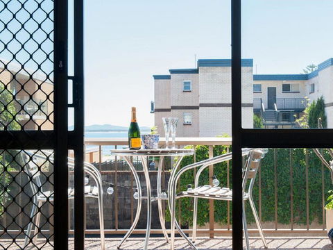 1 'BAHIA', 47 RONALD AVE - GREAT LOCATION WITH FILTERED WATER VIEWS - Stays Accommodation 0