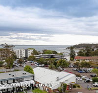 1 'Seaview' 9 Church Street - huge air conditioned unit with lift  WIFI - Stayed