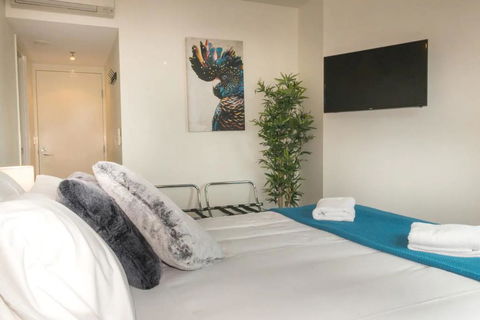 1 Bedroom Studio Apartment Near Eagle Street - Stays Accommodation 0