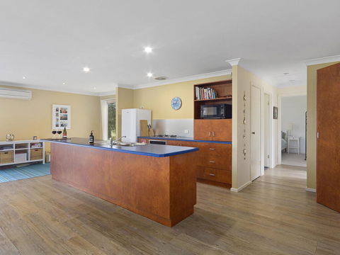 1 Bennett Court - Stayed 3