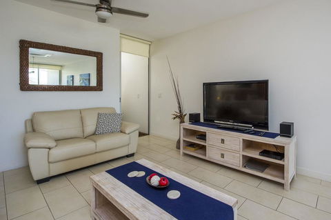 1 Bright Point Apartment 1401 - Stayed 2