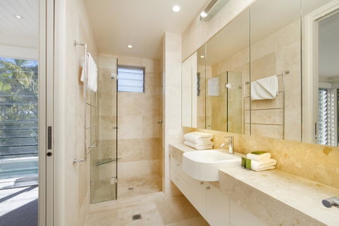1/11 Angler Street - Stayed 3