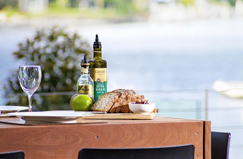 103 Noosa Parade - Stays Accommodation 2