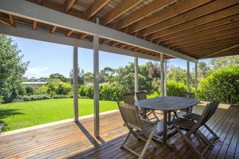 11 Riley St - Stylishly Modern - Stayed 3