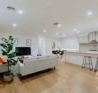 118 Refreshing 3BR Werribee Family House - Stays Accommodation