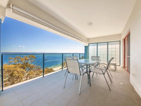12 'Le Vogue', 16 Magnus St - Sensational Water Views, Lift, Pool & Tennis Court - Stays Accommodation 0