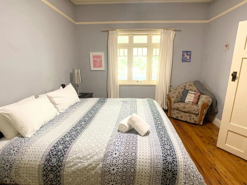123 Hill St, Heart Of Orange, Double Brick - Stayed 3