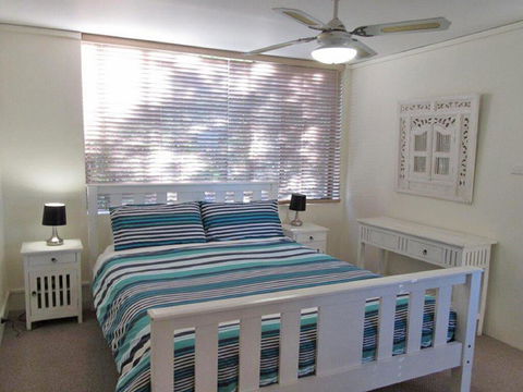 13 'Harbourside', 3-7 Soldiers Point Road - Fantastic Waterfront Unit - Stayed 1